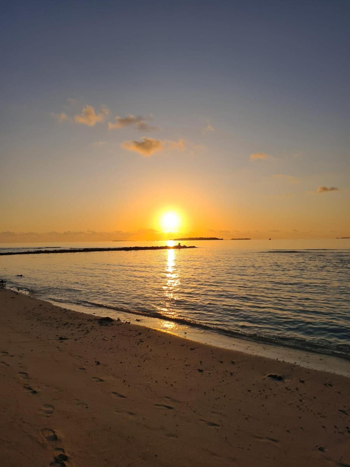 Kamadhoo Inn Ngoại thất bức ảnh