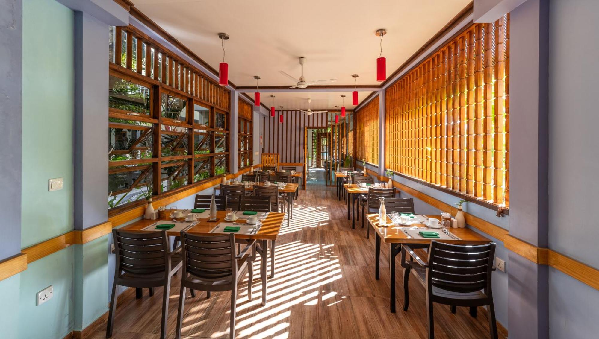 Kamadhoo Inn Ngoại thất bức ảnh