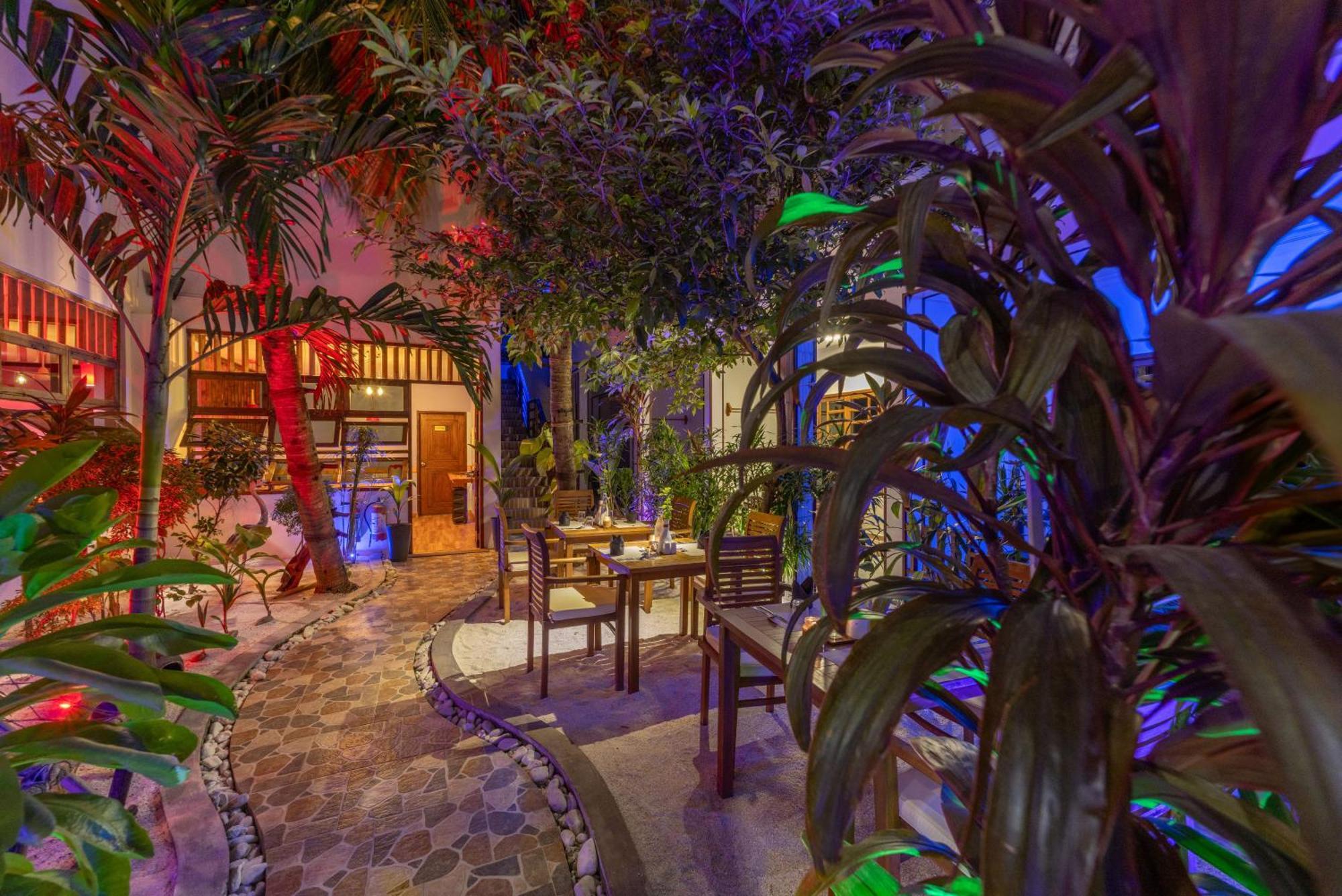Kamadhoo Inn Ngoại thất bức ảnh